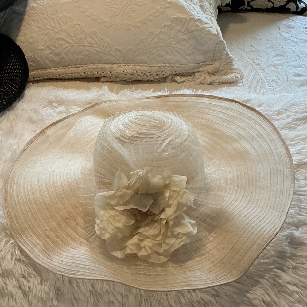 Giovannio New York KY Derby Very Unique Designer Hat